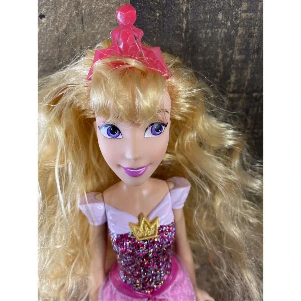 Disney Princess Royal Aurora Sleeping Beauty Barbie Doll 2018 Glitter Pink Dress